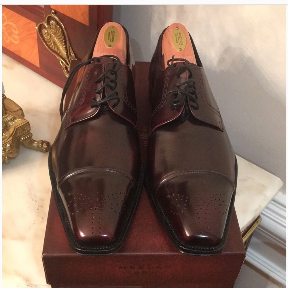 Mezlan Lace Up Leather Brown Oxfords sz.8.5
